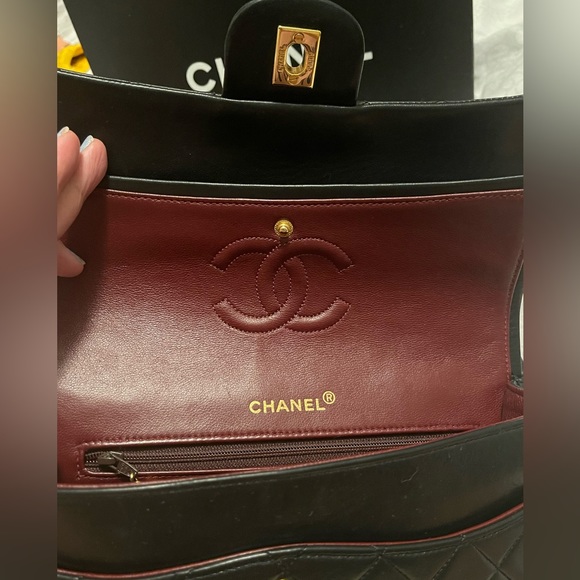 🔥FLASH SALE🔥 AUTH CHANEL VINTAGE BLACK TALL MEDIUM CLASSIC DOUBLE FLAP 24K GHW - Picture 3 of 5